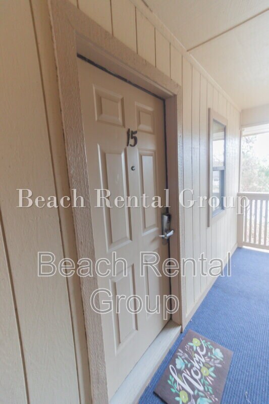 Building Photo - 4109 Pinehurst Cir