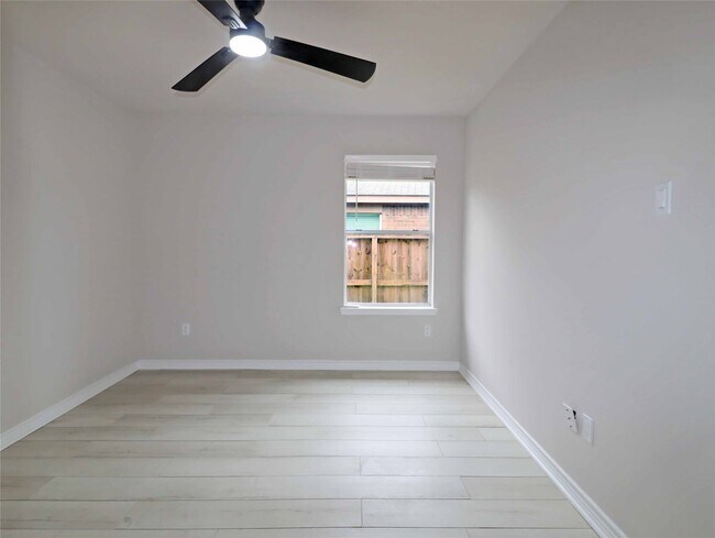 Foto del edificio - 749 Grassy Knoll Trail