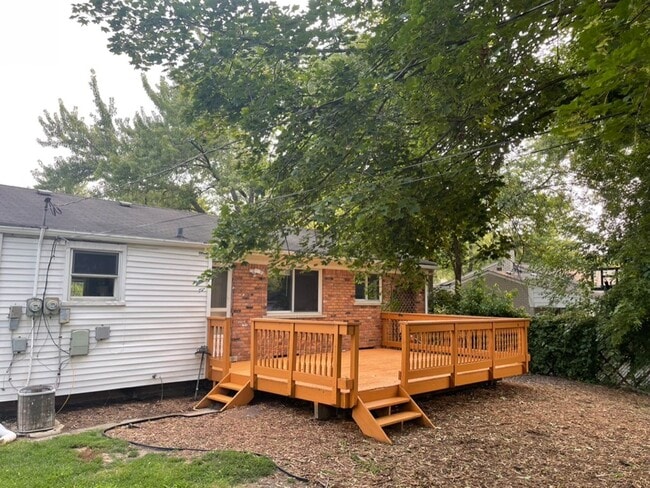 Building Photo - Nice 3bdr/2ba Ranch