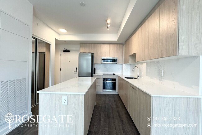 Photo du bâtiment - Stylish 1 Bed 1 Bath Condo in Prime Oakvil...