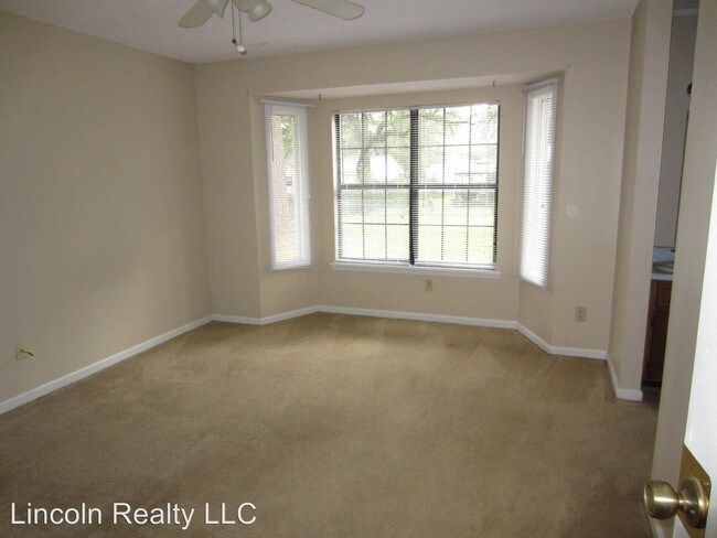 Building Photo - 3 br, 2 bath House - 3906 N Forrest Street