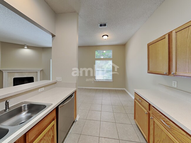Building Photo - 9125 Fallsmill Dr