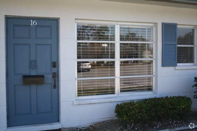 Building Photo - 4444 Swift Rd