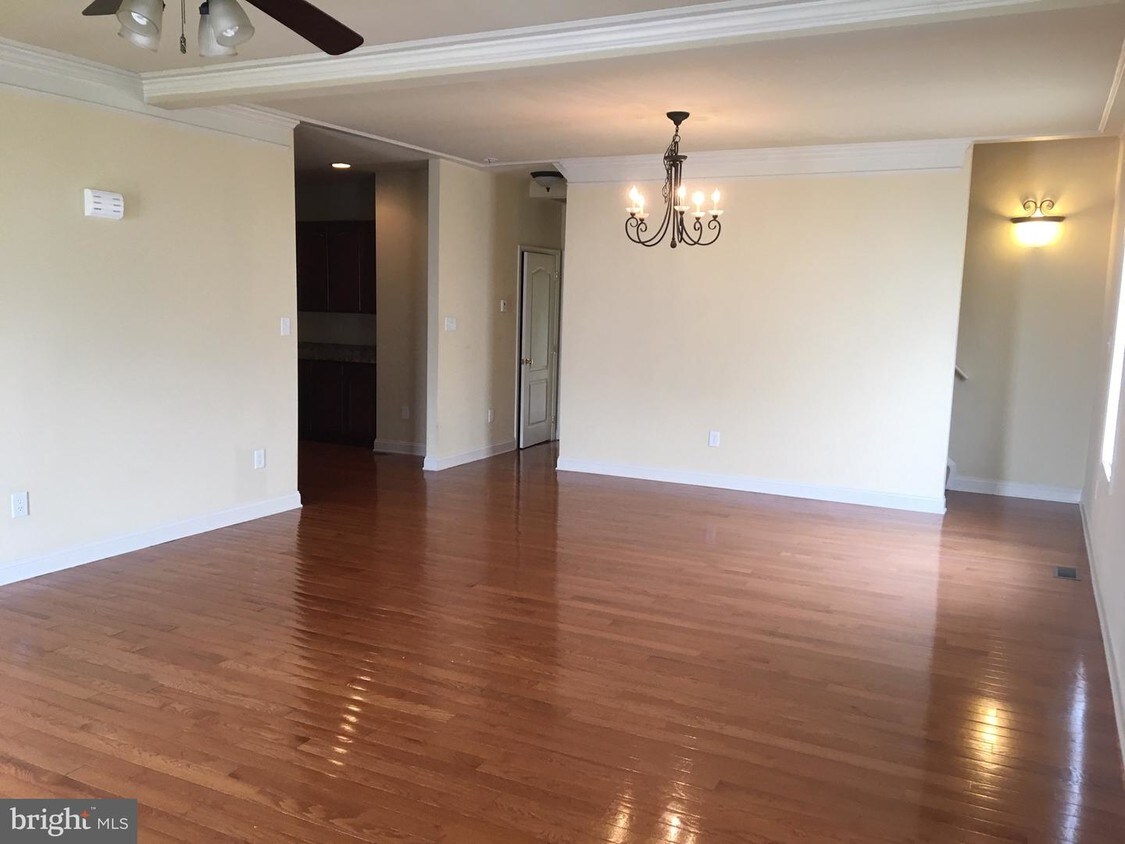 Primary Photo - 14160 Shelby Cir