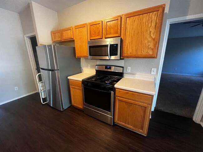 Building Photo - 3327 Cantera Way