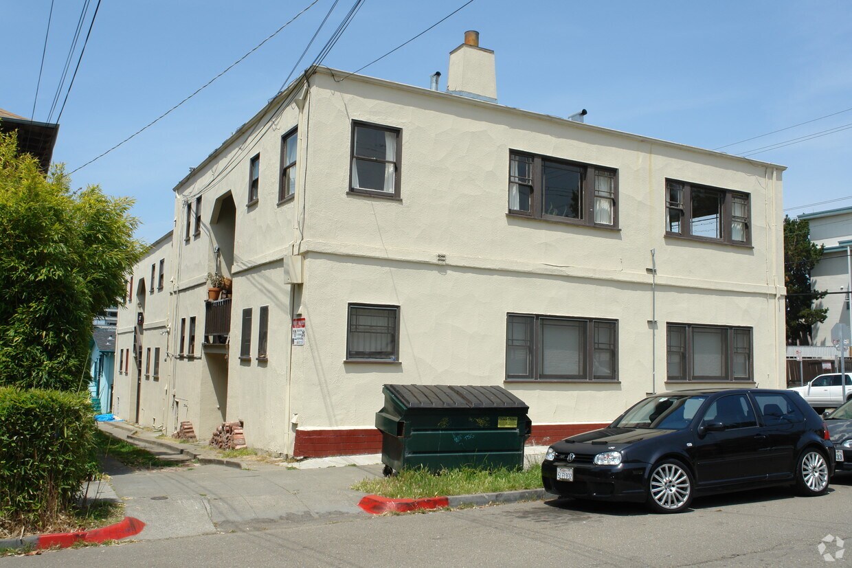 Foto del edificio - 2456 Parker St