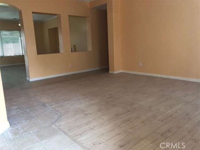 Foto del edificio - 10313 Seneca Falls Ave