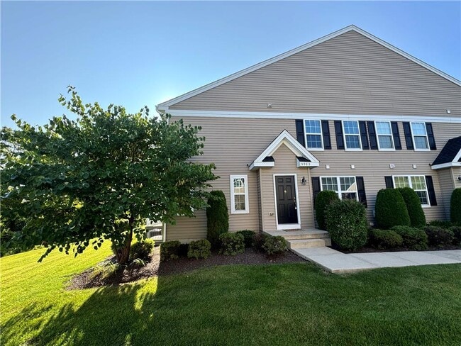 Building Photo - 5965 Valley Forge Dr