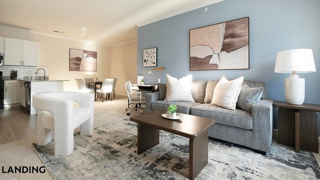 Building Photo - 9015 Kings Grant Dr