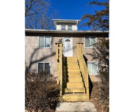 Building Photo - 3010 Virginia Ave