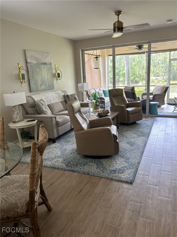 Foto del edificio - 10139 Colonial Country Club Blvd