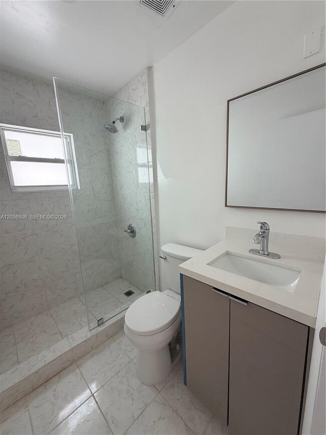 Building Photo - 6131 Coral Wy