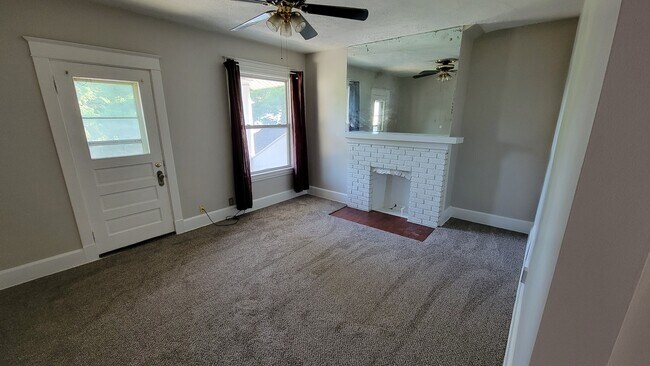 Living Room - 2734 Harris Ave