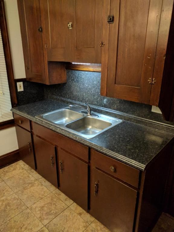 Foto del edificio - 4707 Behrwald Ave