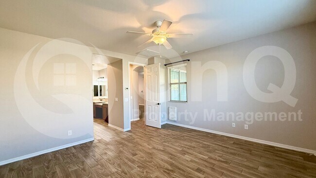 Foto del edificio - 142 W Leatherwood Ave