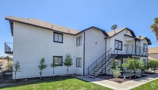 Building Photo - 2704 Villalovos Ct