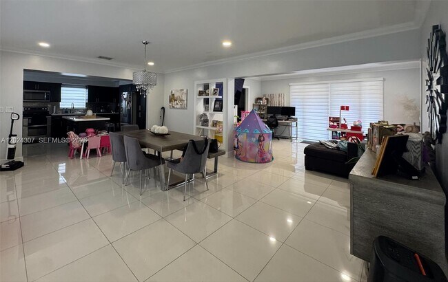 Foto del edificio - 11235 NW 62nd Ave