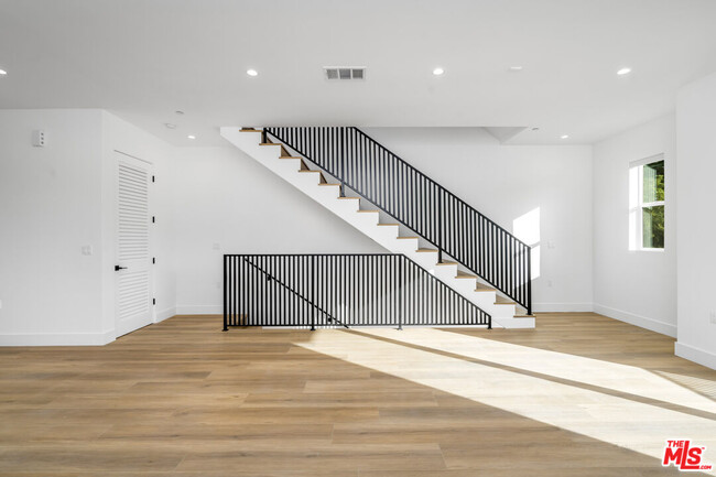 Foto del edificio - 10807 Morrison St