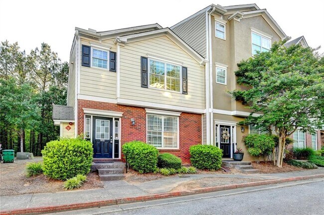 Foto del edificio - 229 Riverstone Commons Cir