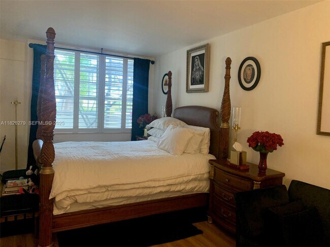 Foto del edificio - 100 Lincoln Rd