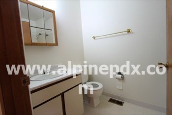 Foto del edificio - 6064 SW Valley Ave