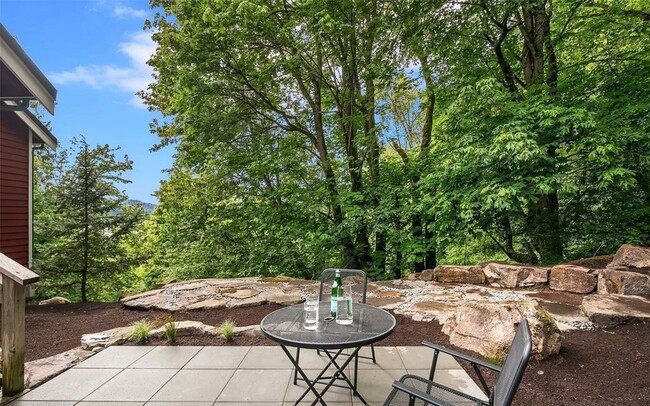 Foto del edificio - 4155 212th Way SE