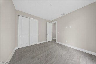 Building Photo - 1204 Moore Ave