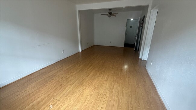 Foto del edificio - 5611 Jackson St
