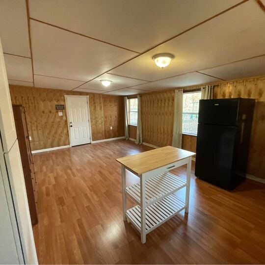 Foto del edificio - 2124 Polly Ln