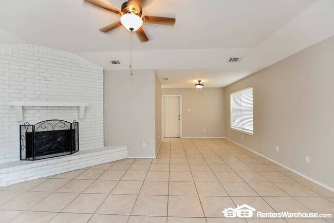 Foto del edificio - $500 OFF DECEMBER RENT!! Newly renovated s...
