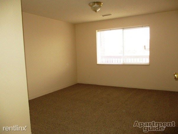 Building Photo - 8133 Campbell St