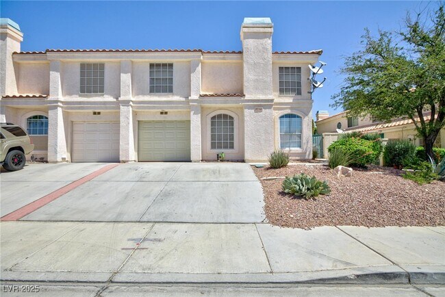Foto del edificio - 8048 W Rochelle Ave