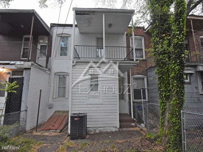 Building Photo - 3 br, 2 bath Apartment - 3121 Lawnview Ave
