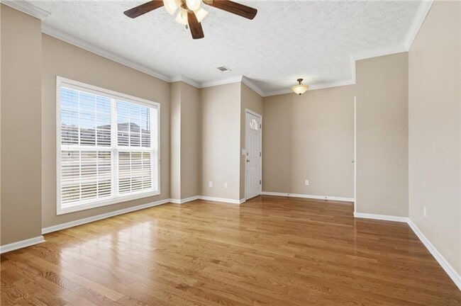 Photo - Brick Townhome in Meadowbrook!