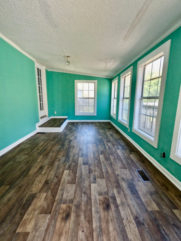 Foto del edificio - 437 Persimmon Ln