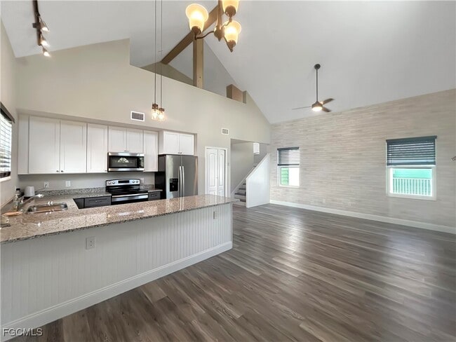 Foto del edificio - 4326 Kerrigan Cir