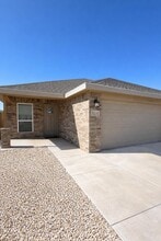 Building Photo - 5515 Kemper St