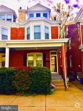Building Photo - 253 Roxborough Ave