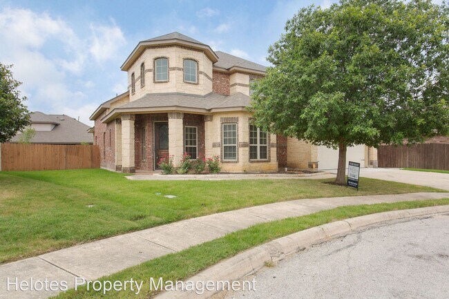 Foto del edificio - 4 br, 2.5 bath House - 5102 Thymus Dr.