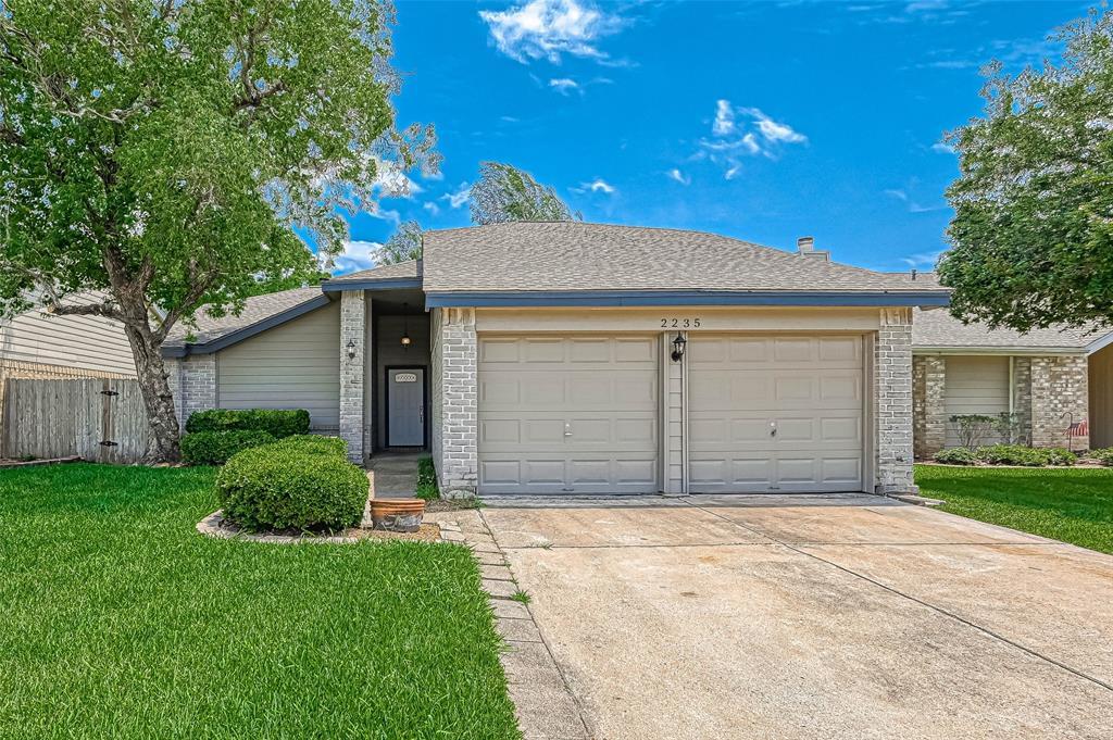 2235 Sentinal Oaks St, Sugar Land, TX 77478 House Rental in Sugar