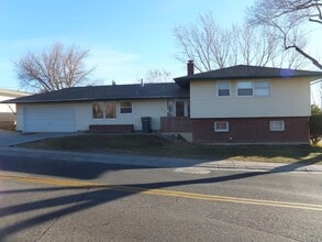 Building Photo - 1702 Edgar St