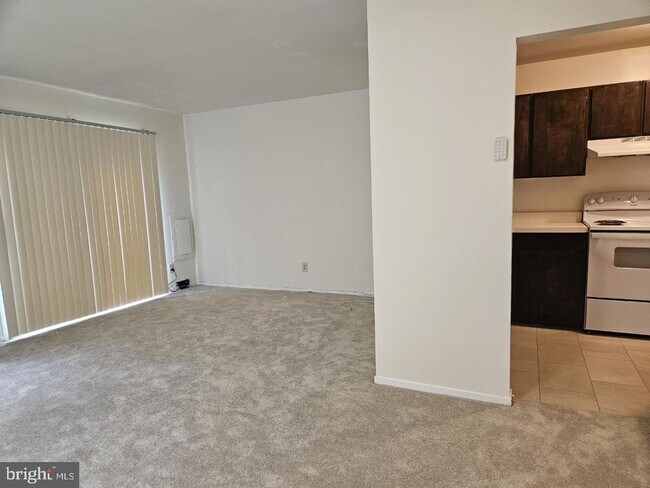 Building Photo - 9814 Brookridge Ct