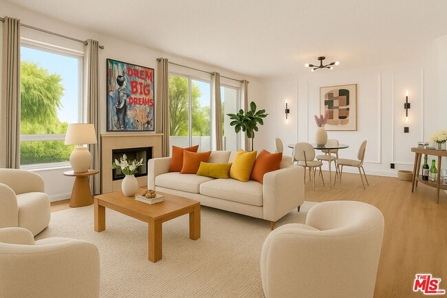 Building Photo - 8960 Cynthia St