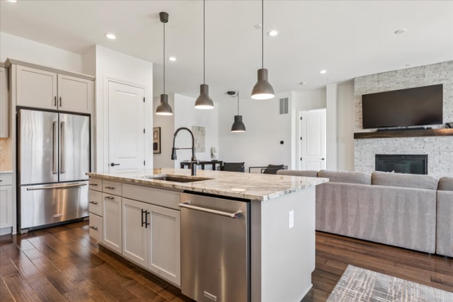 Building Photo - 264 Kitselman Dr