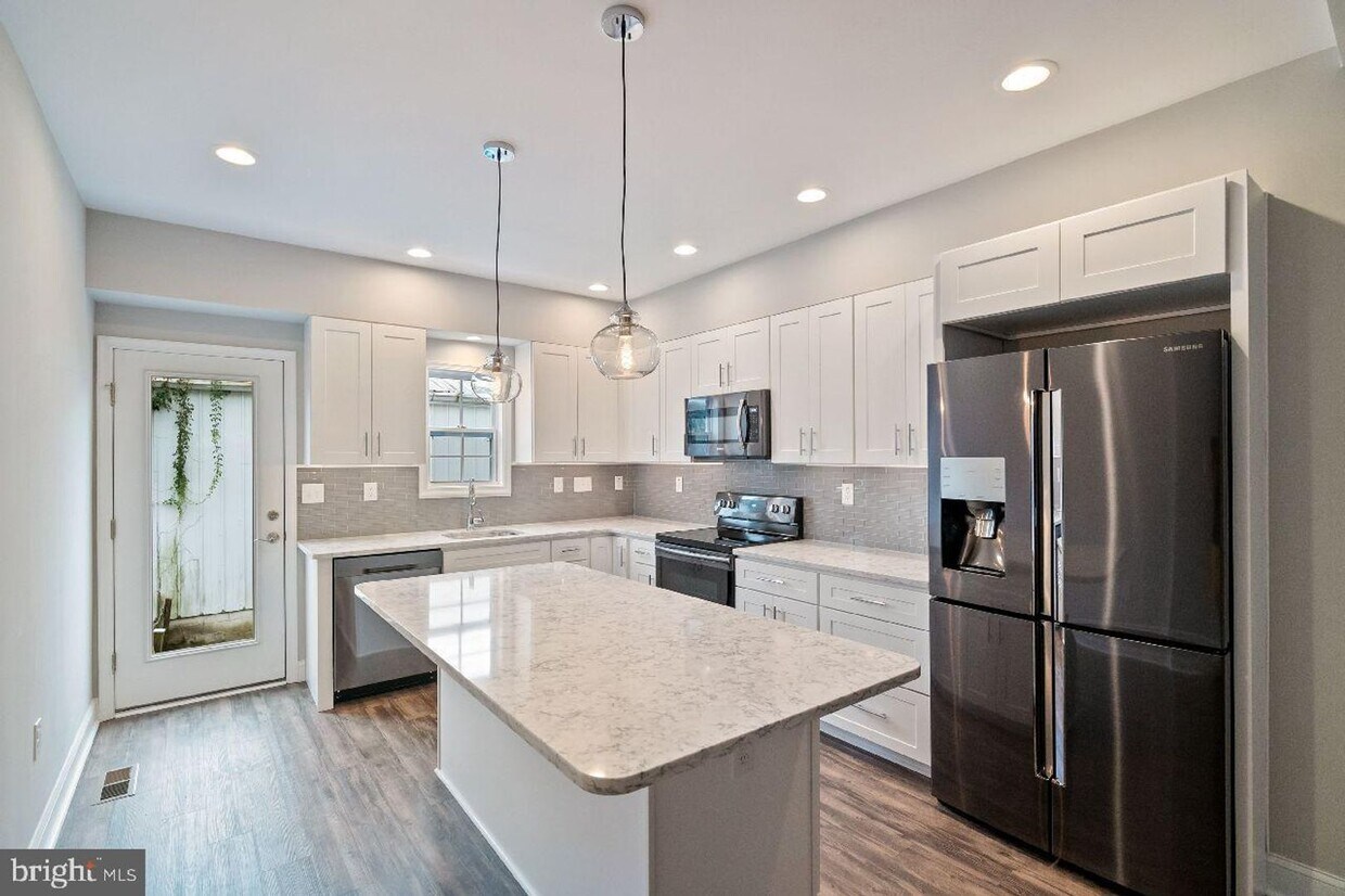 Foto principal - Gorgeous and Modern 3 Bedroom in Conshohocken
