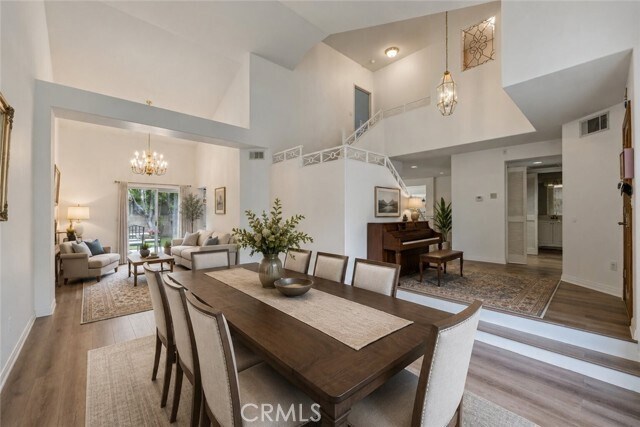 Building Photo - 5807 Sylvia Ave