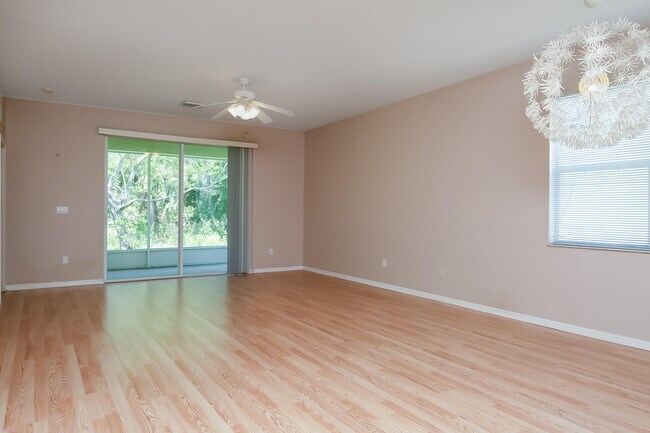 Foto del edificio - 309 SW Tomoka Springs Dr