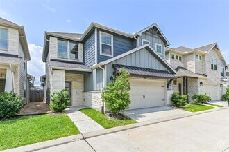 Building Photo - 3407 Knighton Hill Dr