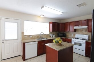 Building Photo - 16938 Watering Oaks Ln