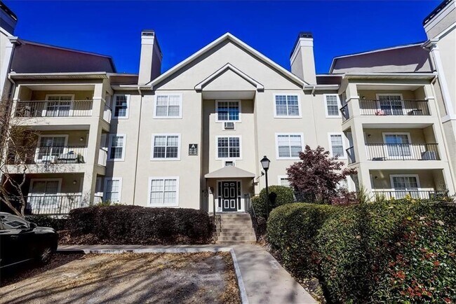 Foto del edificio - 3655 Habersham Rd NE